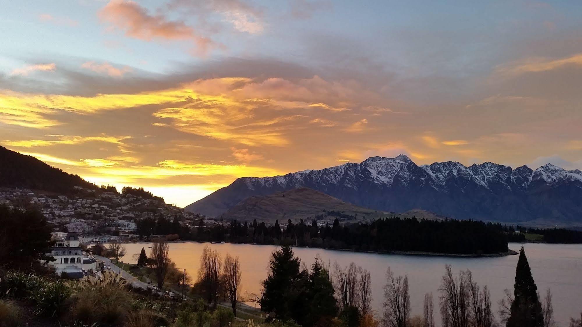 Highview Apartments Queenstown Exteriér fotografie